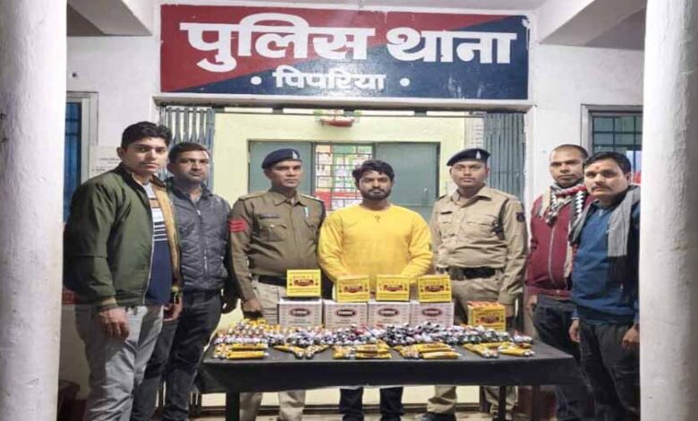 नशे के कारोबार पर पुलिस ने कसा शिकंजा, 202 नग सोल्यूशन ट्यूब बरामद, आरोपी गिरफ्तार