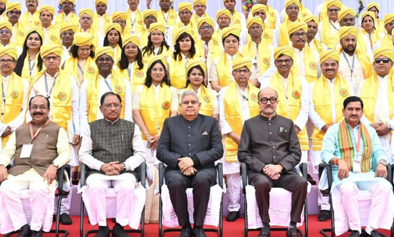 नये भारत में युवाओं के लिए धरती से लेकर आकाश तक कामयाबी के हैं असीमित अवसर: उपराष्ट्रपति जगदीप धनखड़