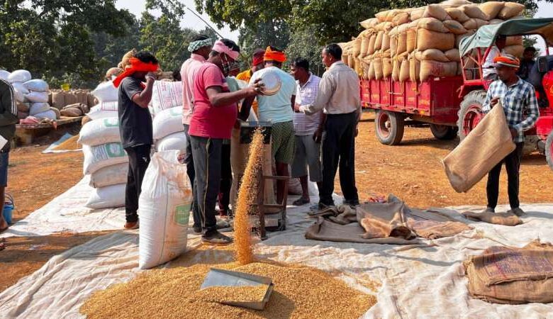 मुख्यमंत्री विष्णु देव साय की पहल पर निरंतर धान खरीदी का सिलसिला जारी