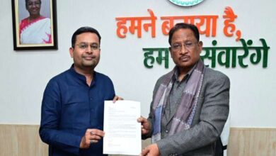 CGPSC घोटाला: भर्ती परीक्षाओं की CBI जांच की मांग उठी, पूर्व CM भूपेश बघेल की बेटी की नियुक्ति पर भी उठे सवाल, मुख्यमंत्री को सौपा ज्ञापन
