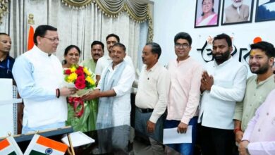 Uttarakhand News: मुख्यमंत्री धामी से विधायक आशा नौटियाल के नेतृत्व में त्रिस्तरीय पंचायत चुनावों में जीत दर्ज करने वाले नवनिर्वाचित जिला पंचायत सदस्यों ने की भेंट…