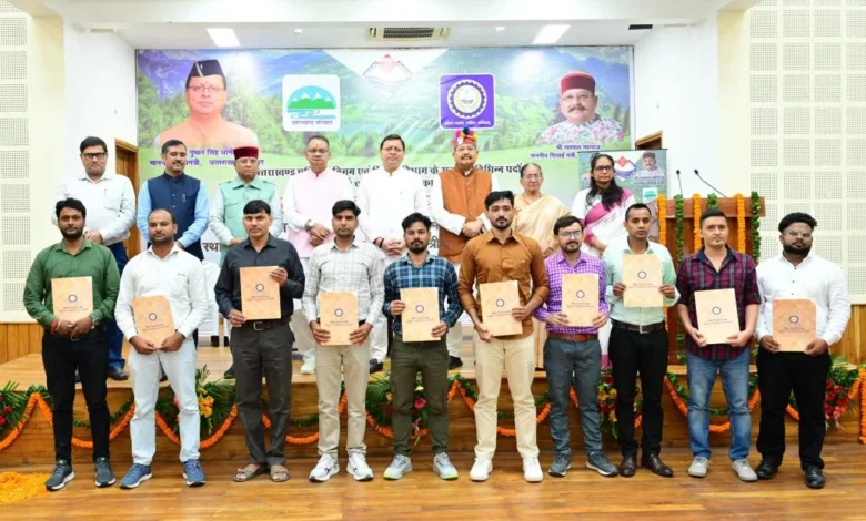 मुख्यमंत्री पुष्कर सिंह धामी ने वितरित किए नियुक्ति पत्र, परिवहन निगम के 43, सिंचाई विभाग 129 और 15 नलकूप मिस्त्रियों को मिला लेटर…. मुख्यमंत्री पुष्कर सिंह धामी ने वितरित किए नियुक्ति पत्र, परिवहन निगम के 43, सिंचाई विभाग 129 और 15 नलकूप मिस्त्रियों को मिला लेटर….
